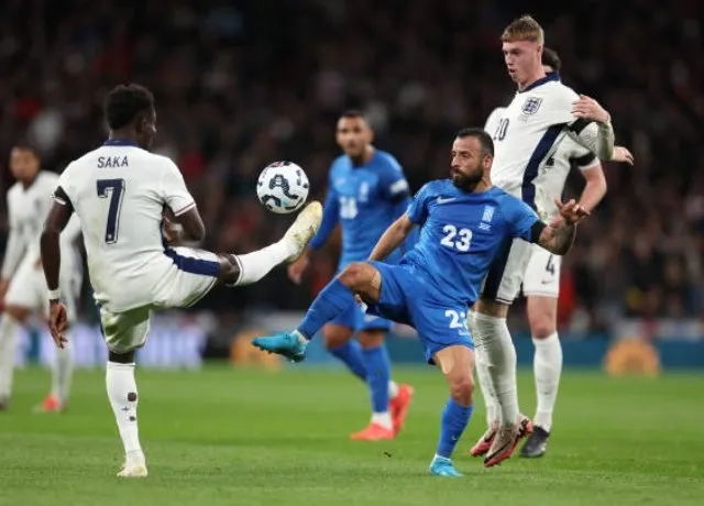 ĐT Anh thua bạc nhược trước Hy Lạp ngay trên sân nhà